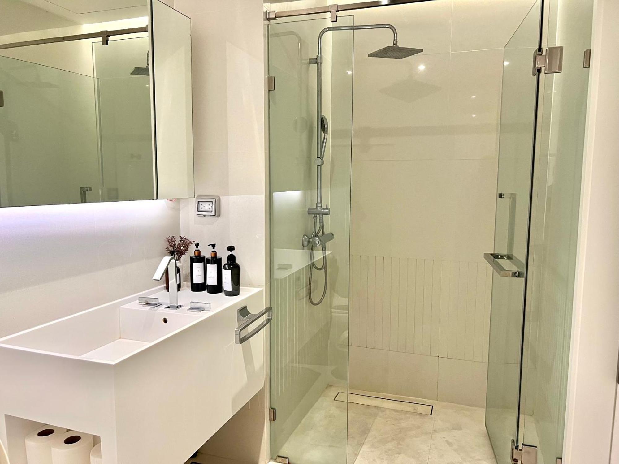 Sukhumvit 11#Luxury#Pool#Gym#Bts Nana&Mrt Sukhumvit#1Br#Max2Ppl Banguecoque Exterior foto